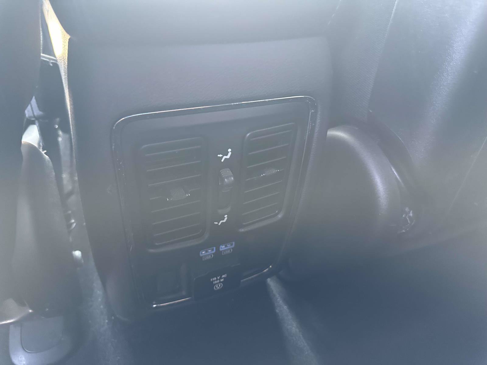 Used 2019 Jeep Grand Cherokee Limited AWD/4WD image 11