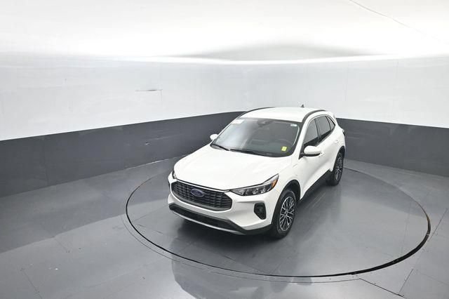 Certified 2024 Ford Escape SE FWD image 23