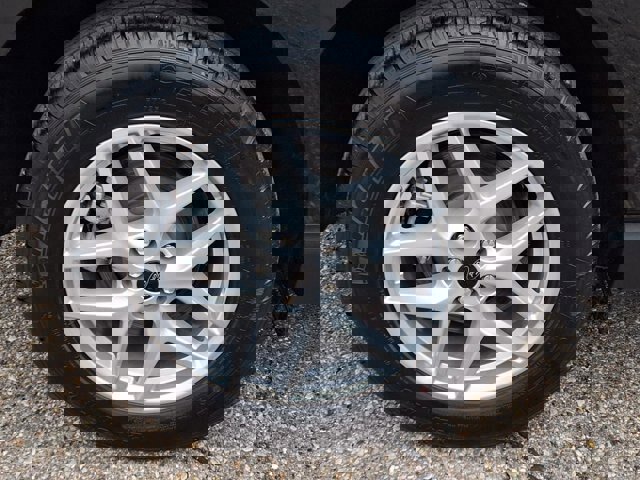 Certified 2024 Ford Edge SEL w/ Convenience Package image 29