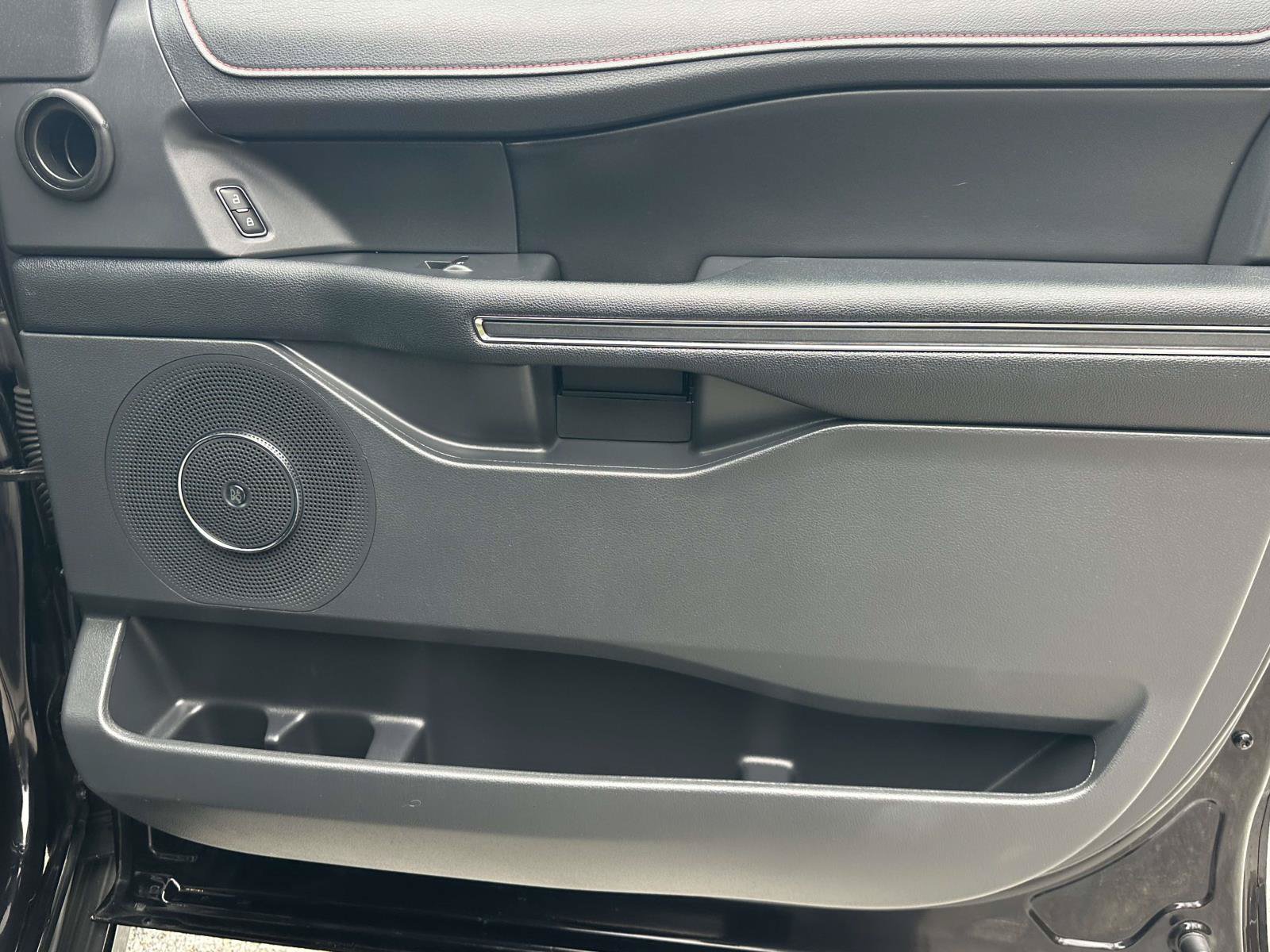 Certified 2023 Ford Expedition Max Limited AWD/4WD image 23
