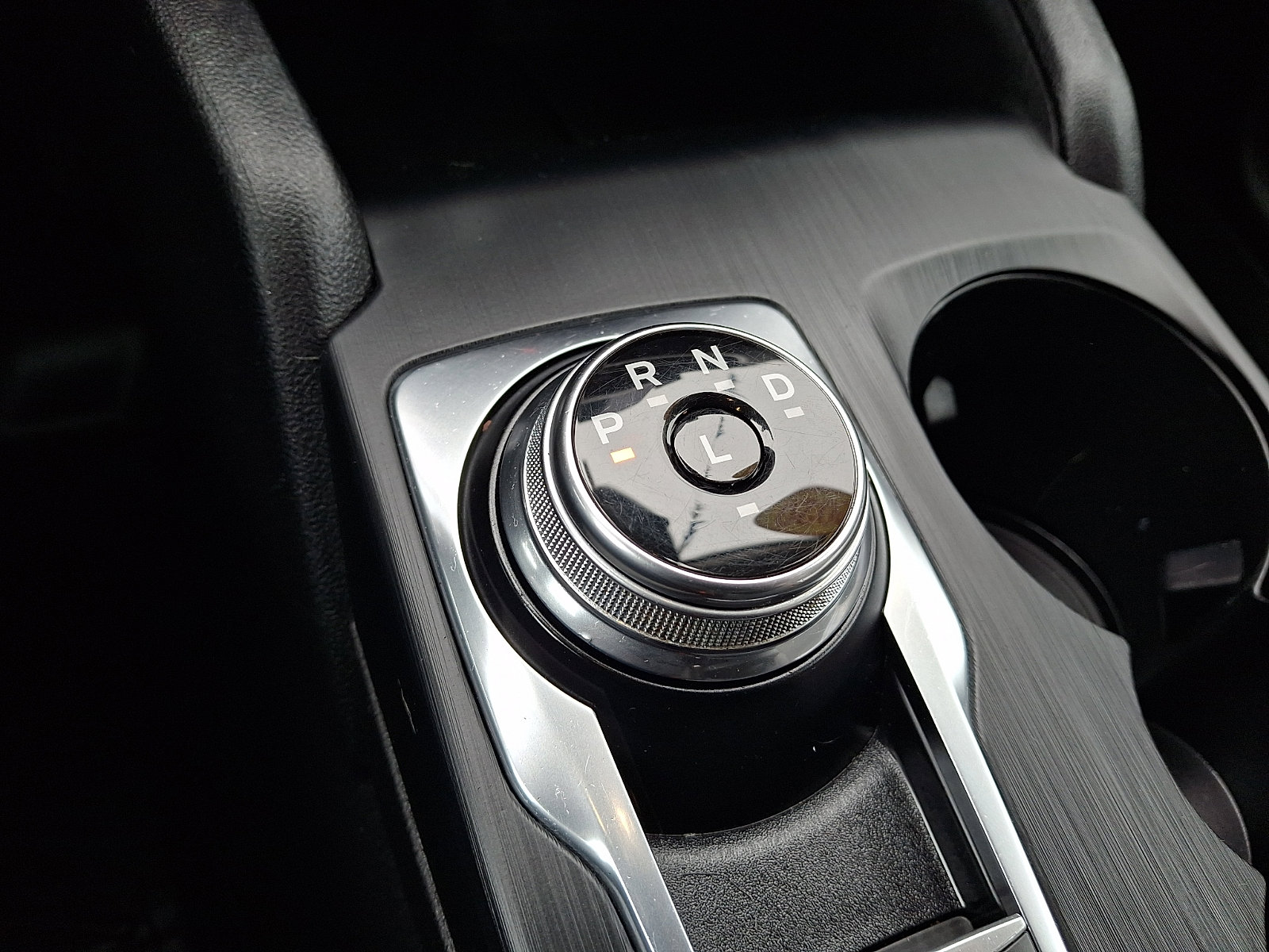 Certified 2020 Ford Escape SE image 22