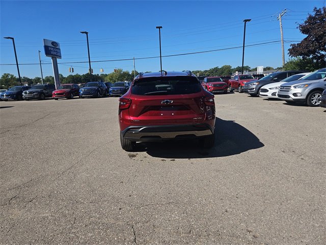 Used 2024 Chevrolet Trax ACTIV w/ Driver Confidence Package image 6