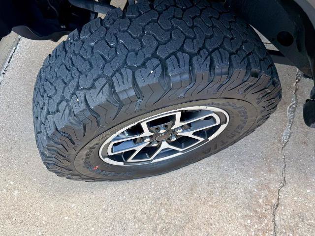 Used 2025 Jeep Wrangler Unlimited Rubicon w/ Safety Group AWD/4WD image 37