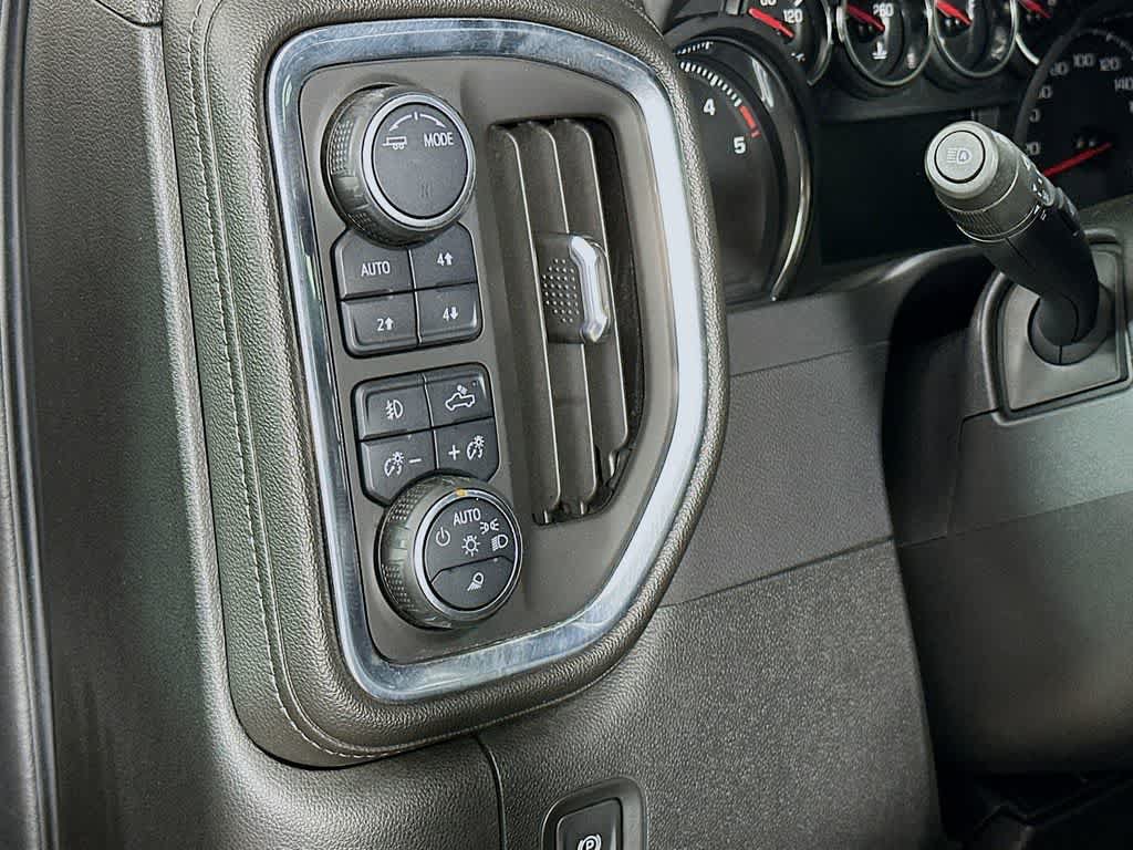 Used 2022 Chevrolet Silverado 2500 LTZ w/ LTZ Plus Package AWD/4WD image 26