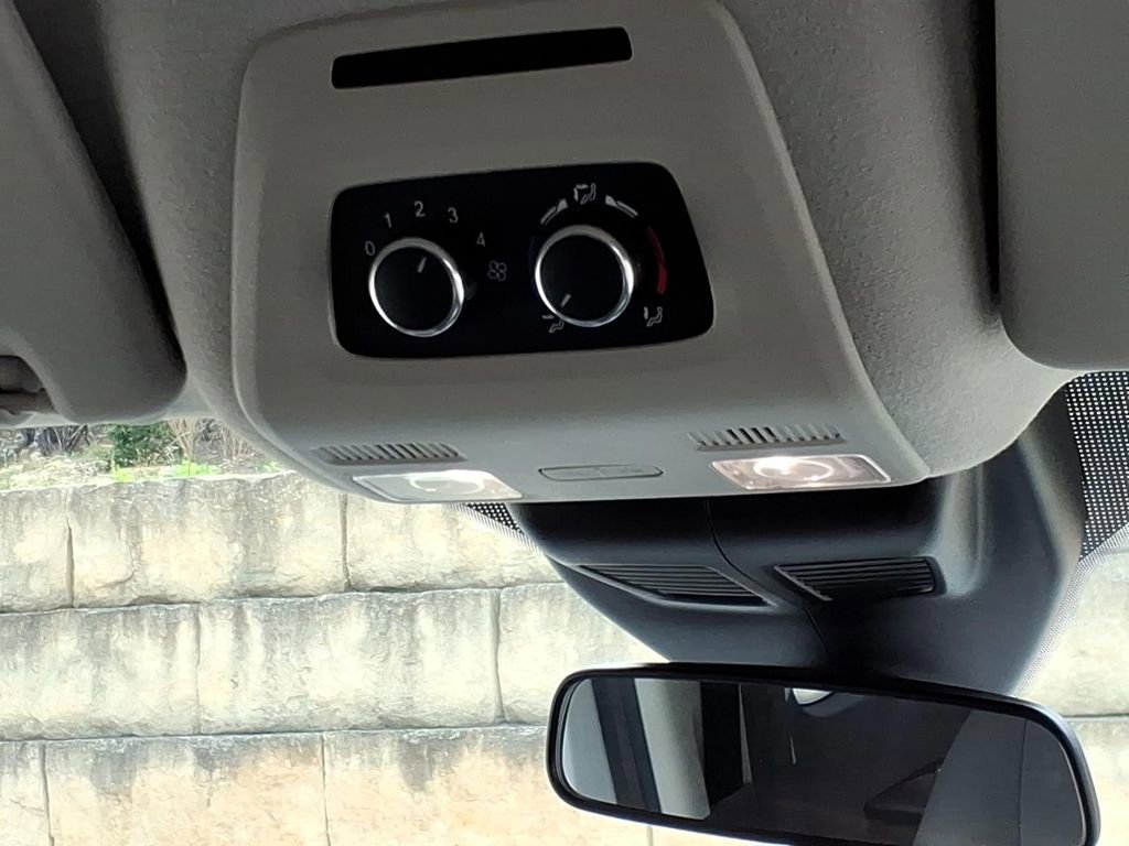 Certified 2023 Ford Transit 350 XLT RWD image 12