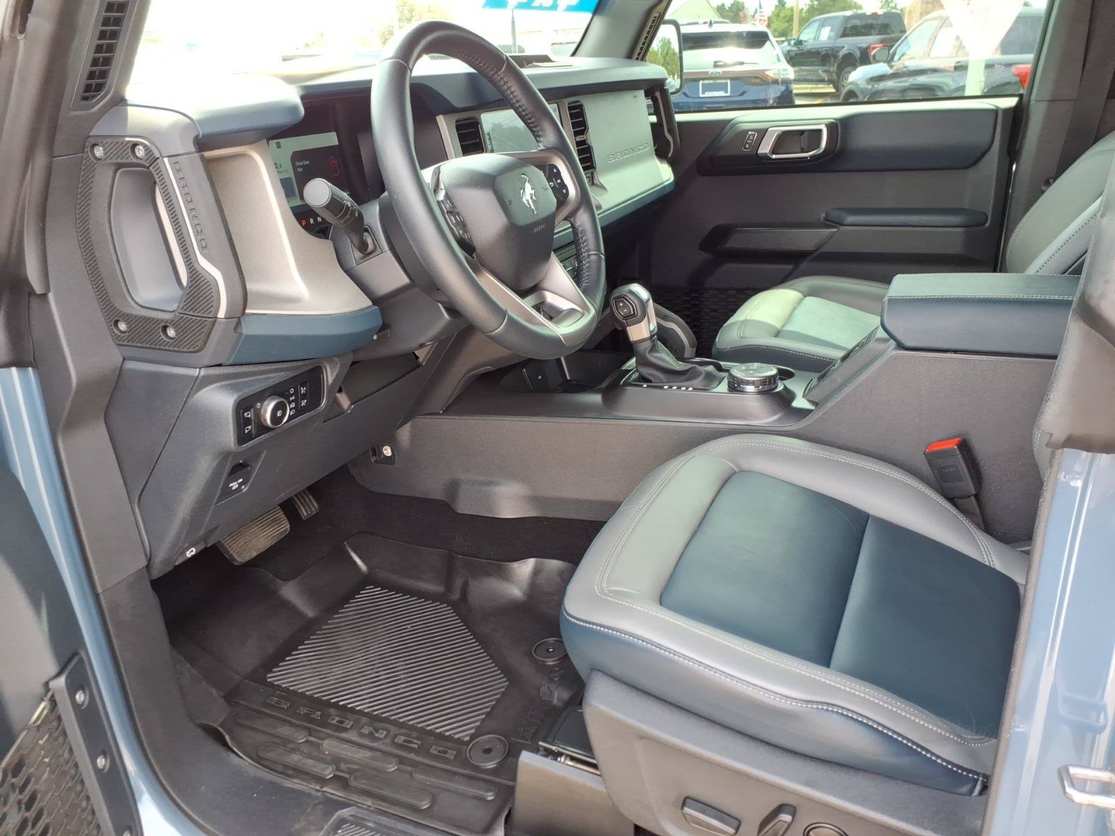 Certified 2024 Ford Bronco Outer Banks AWD/4WD image 13
