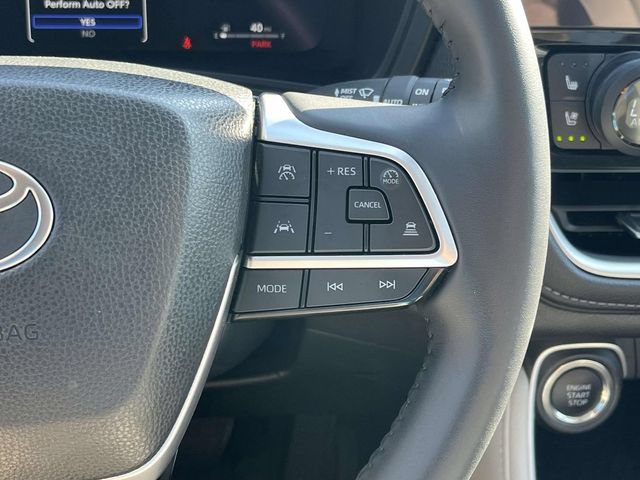Used 2025 Toyota Grand Highlander AWD image 23