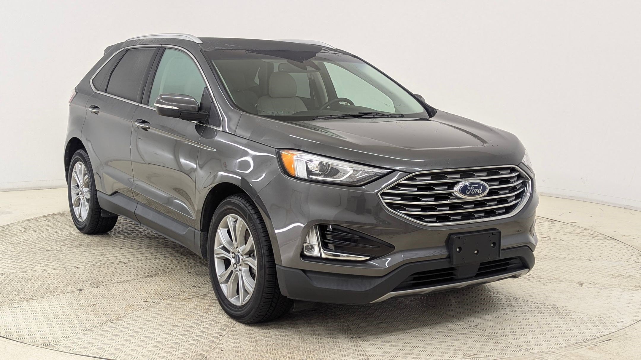 Certified 2019 Ford Edge Titanium image 7