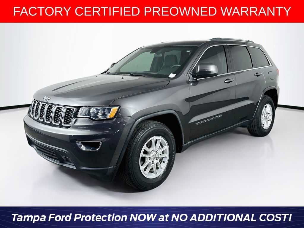 Used 2019 Jeep Grand Cherokee Laredo RWD image 1