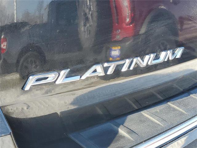 Certified 2022 Ford Explorer Platinum w/ Equipment Group 601A image 28