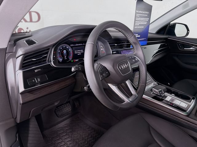 Used 2023 Audi Q8 Prestige AWD/4WD image 11