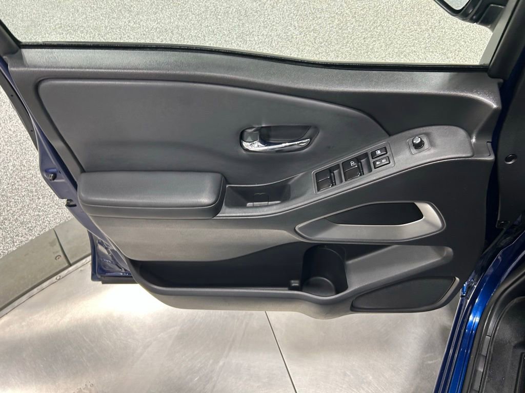 Used 2022 Nissan Frontier SV AWD/4WD image 15