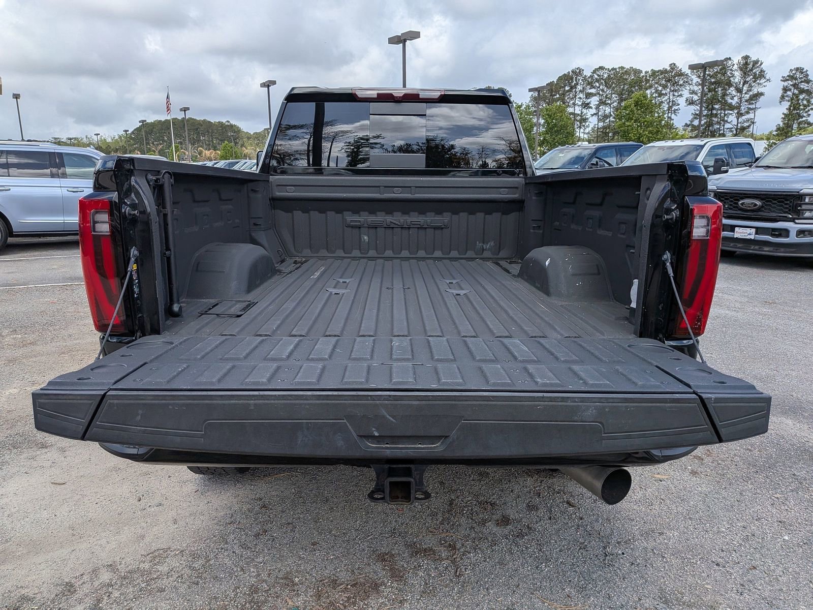 Used 2024 GMC Sierra 2500 Denali w/ Max Trailering Package AWD/4WD image 7