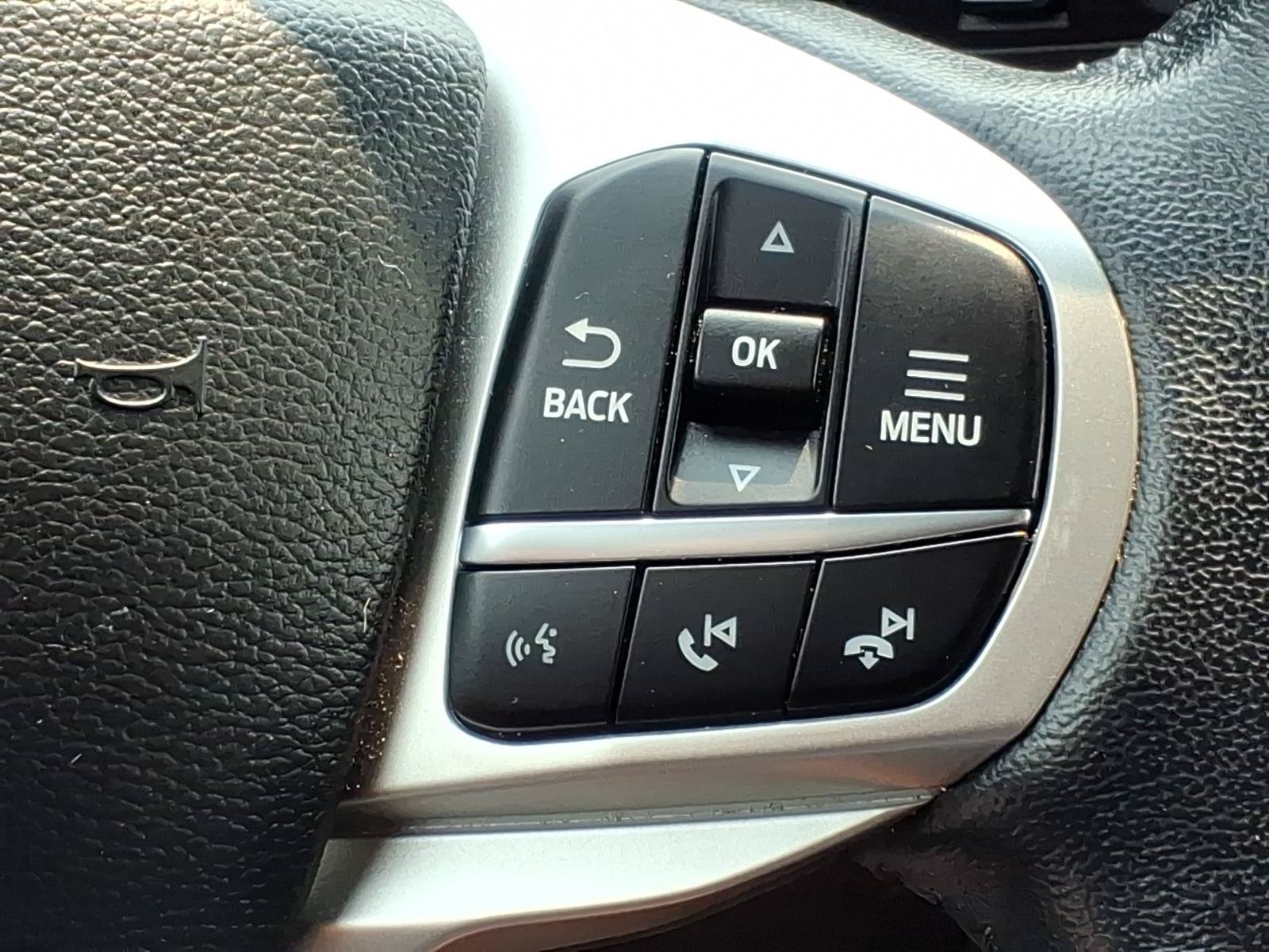 Certified 2023 Ford Explorer XLT w/ Equipment Group 202A AWD/4WD image 26
