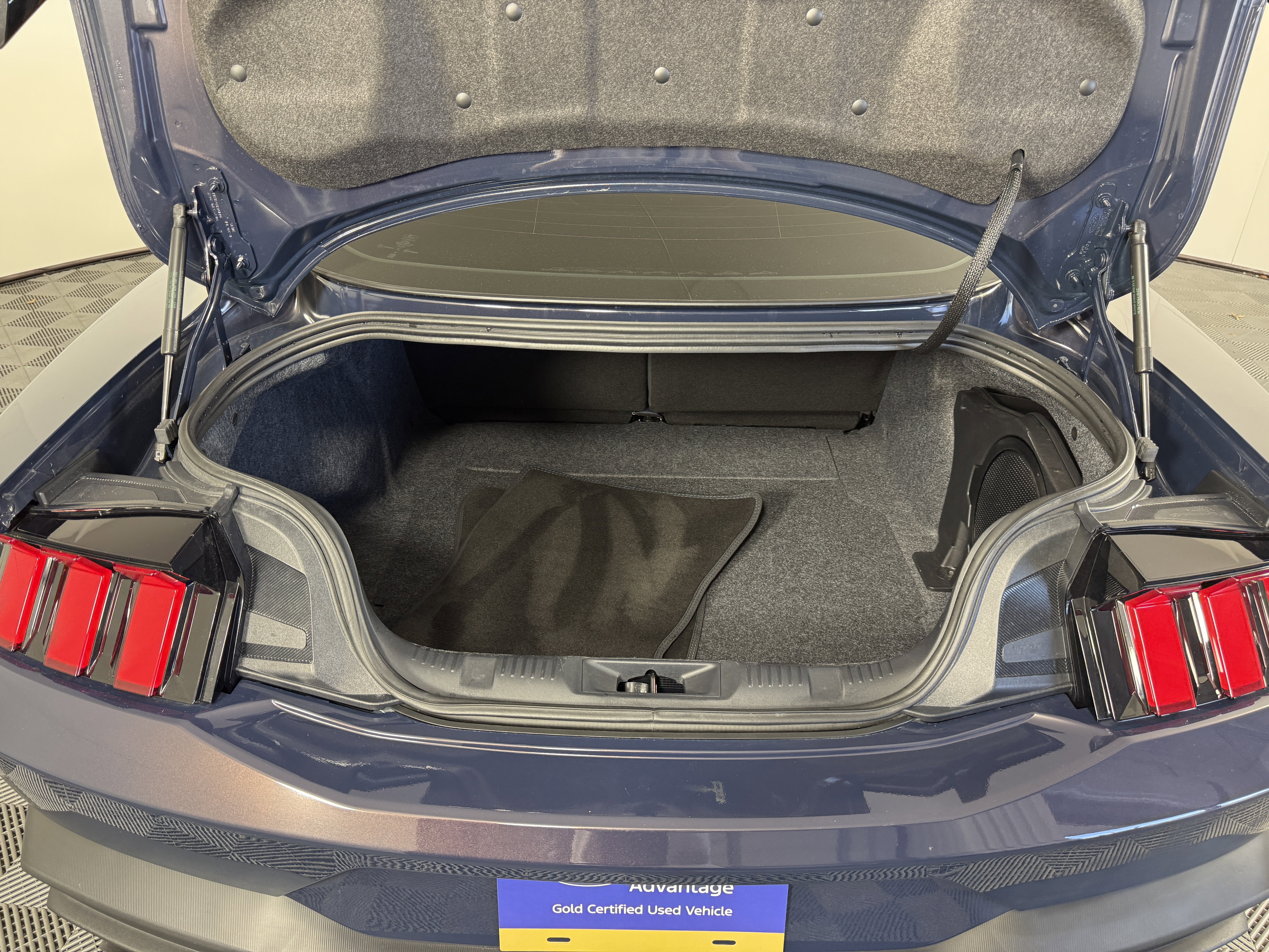 Certified 2024 Ford Mustang Dark Horse image 10