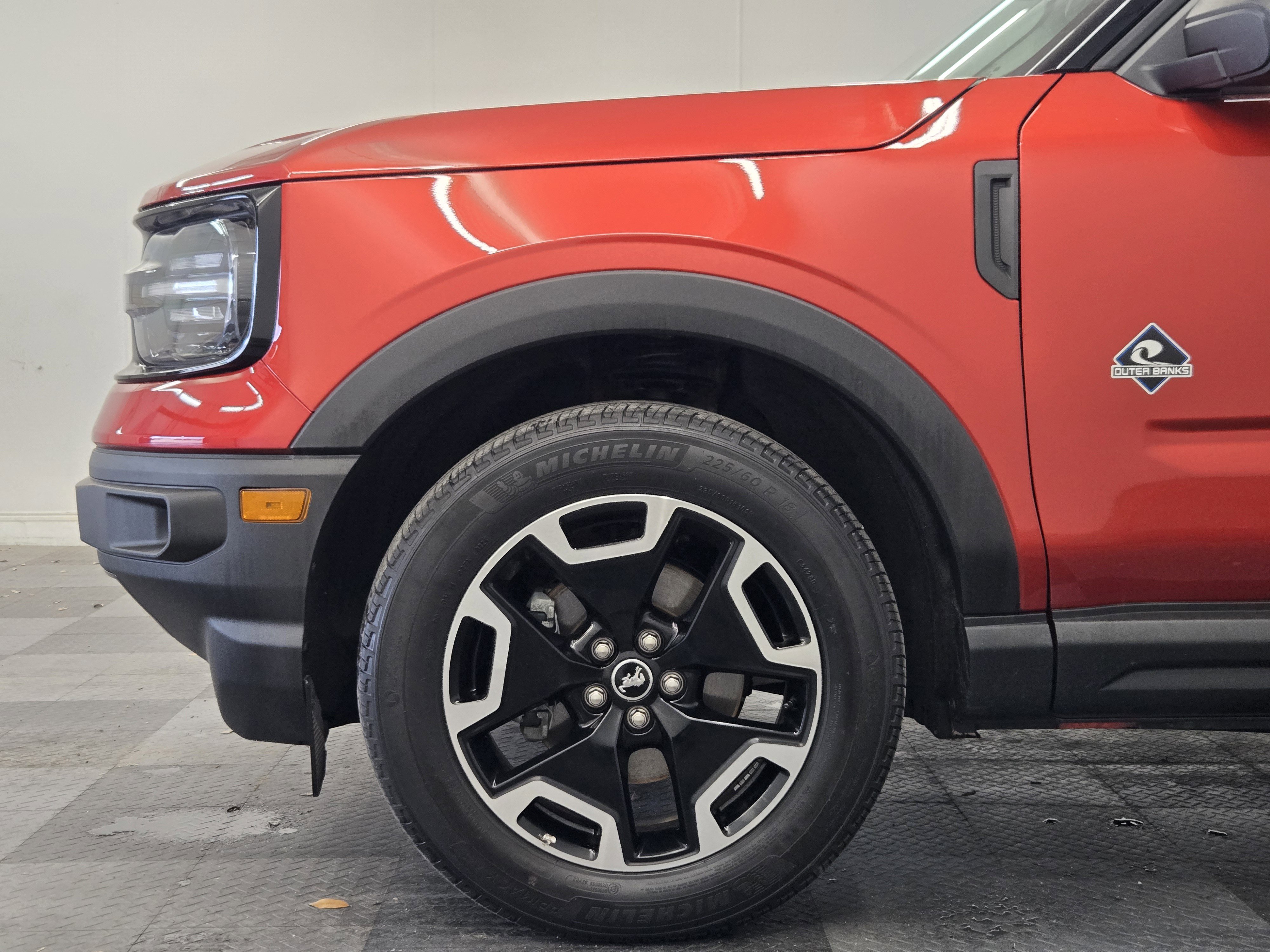 Certified 2024 Ford Bronco Sport Outer Banks AWD/4WD image 9