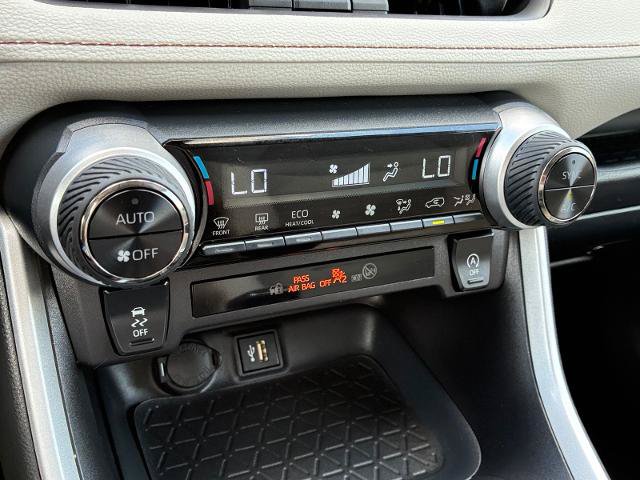 Used 2025 Toyota RAV4 XLE Premium FWD image 20