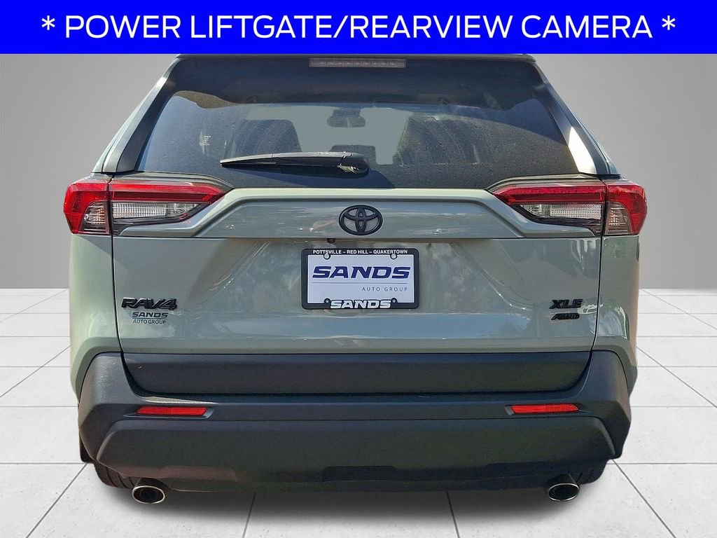 Used 2019 Toyota RAV4 XLE Premium AWD/4WD image 5