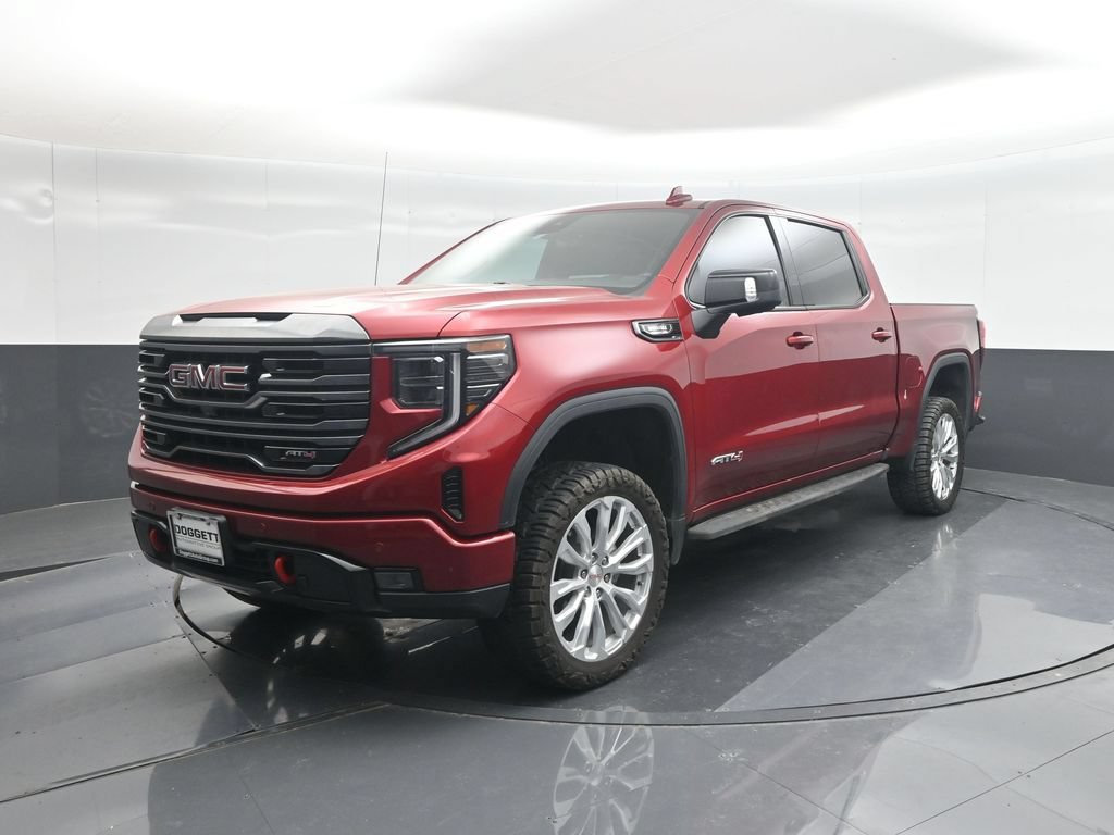 Used 2024 GMC Sierra 1500 AT4 w/ Technology Package AWD/4WD image 1
