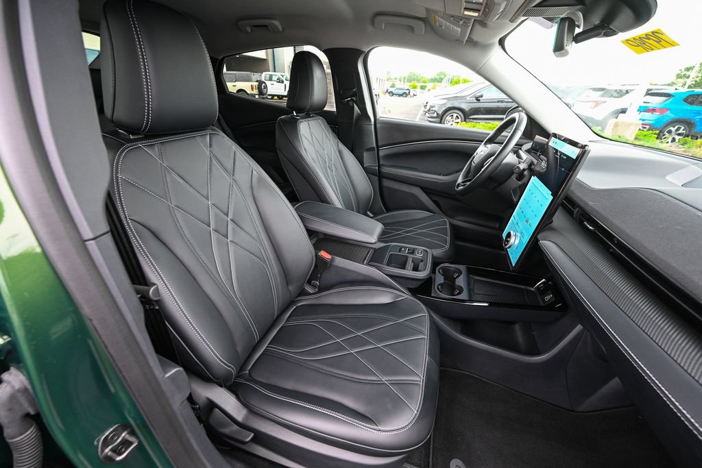 Certified 2025 Ford Mustang Mach-E Select w/ Comfort Package Lite AWD/4WD image 24