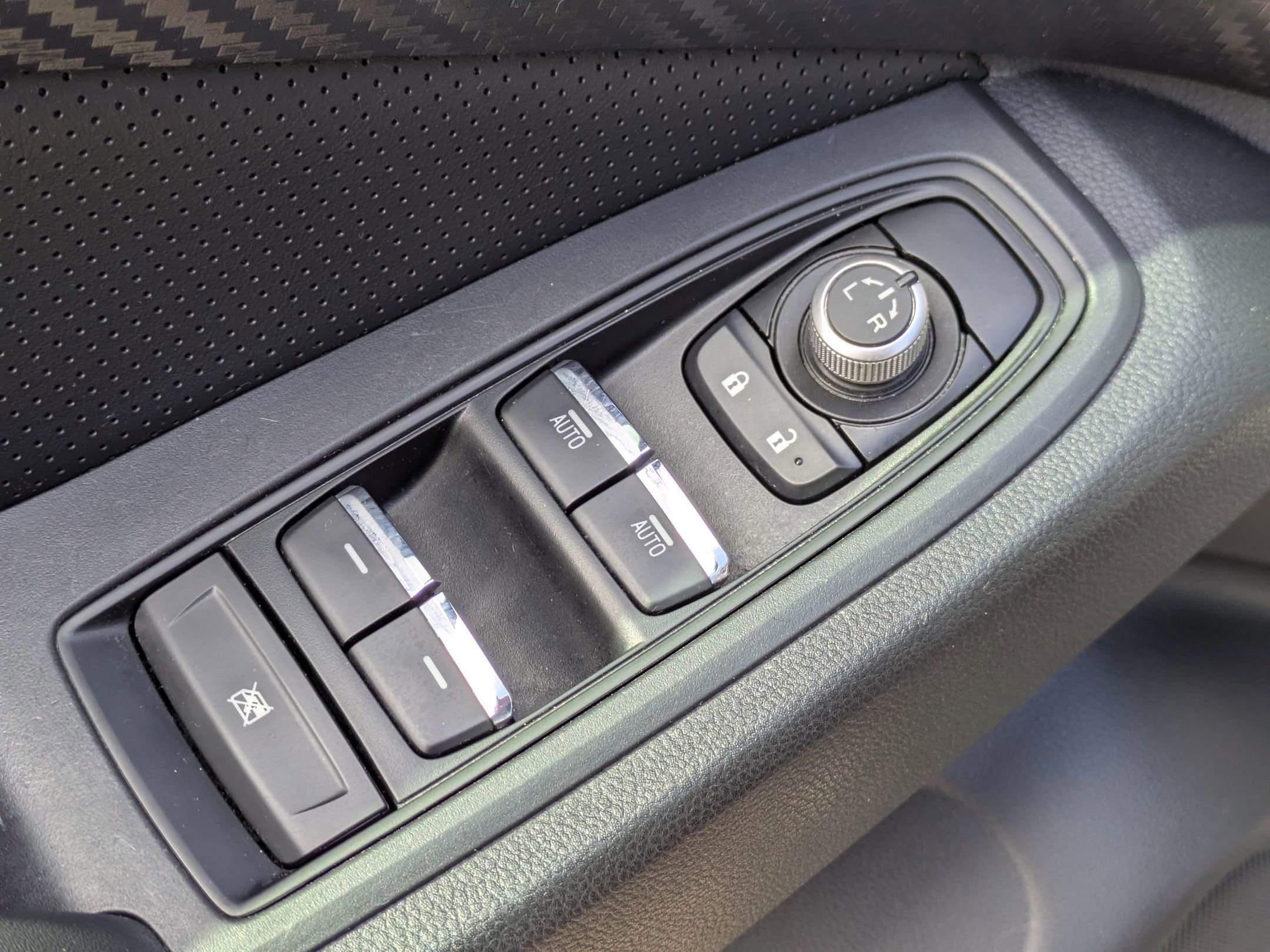 Used 2022 Subaru Ascent Onyx Edition image 11