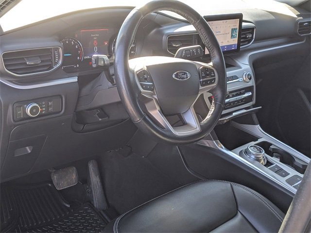 Certified 2022 Ford Explorer XLT w/ Equipment Group 202A image 11