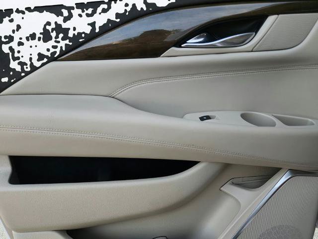 Used 2020 Cadillac Escalade ESV Luxury RWD image 23