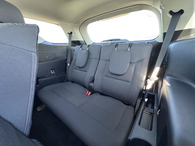 Certified 2025 Ford Explorer Active RWD image 16