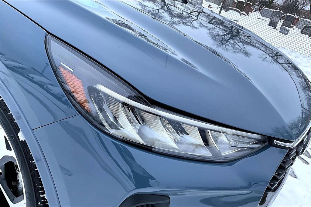 Certified 2023 Ford Escape ST-Line Select w/ Tech Pack #2 image 28