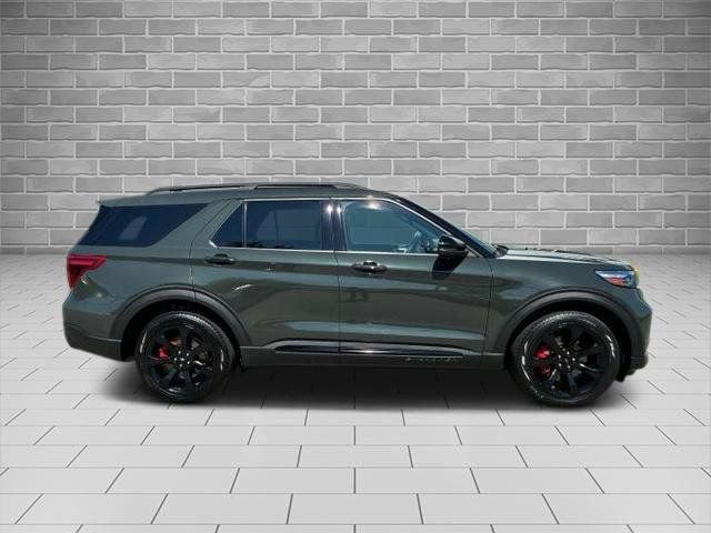 Certified 2023 Ford Explorer ST w/ Equipment Group 401A AWD/4WD image 4