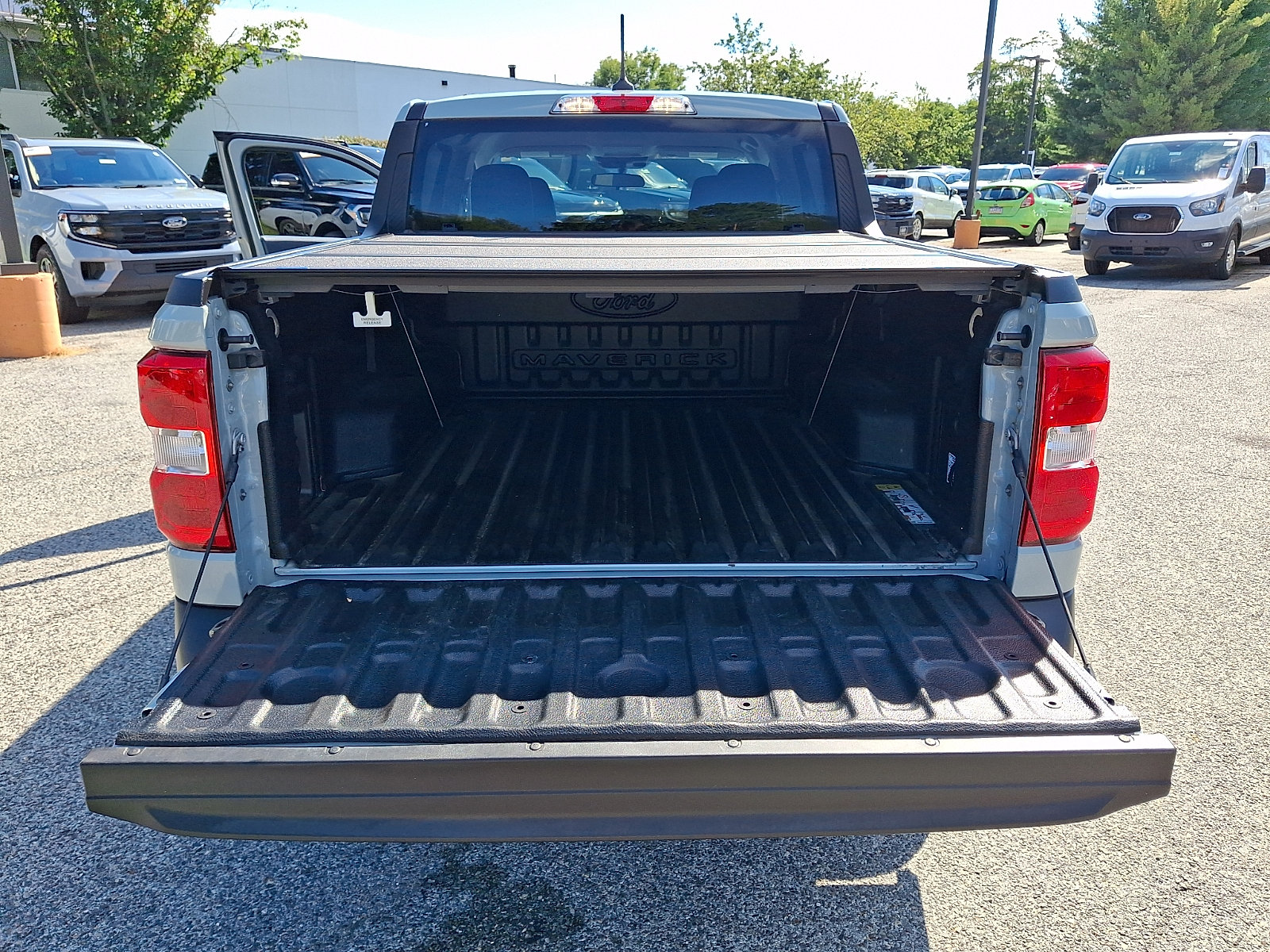 Certified 2024 Ford Maverick XLT w/ XLT Luxury Package FWD image 32