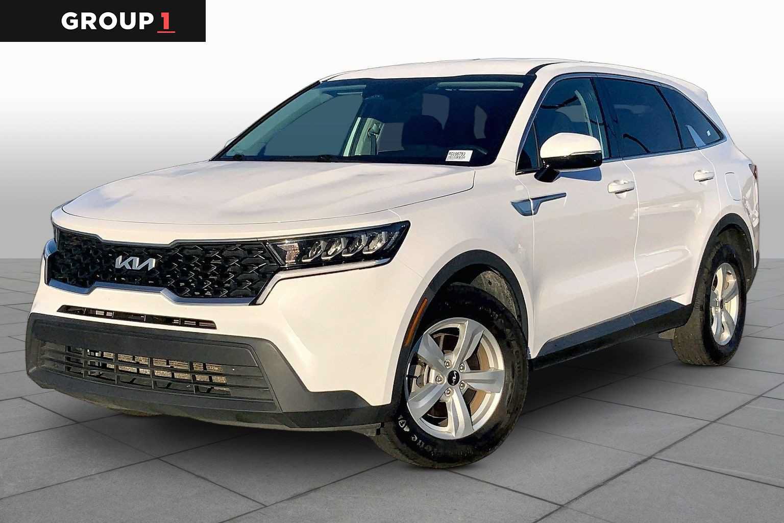Used 2023 Kia Sorento LX FWD image 1