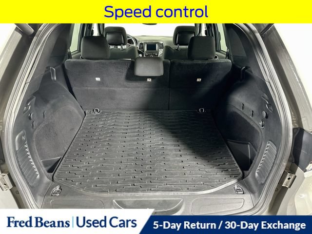 Used 2019 Jeep Grand Cherokee Laredo AWD/4WD image 33