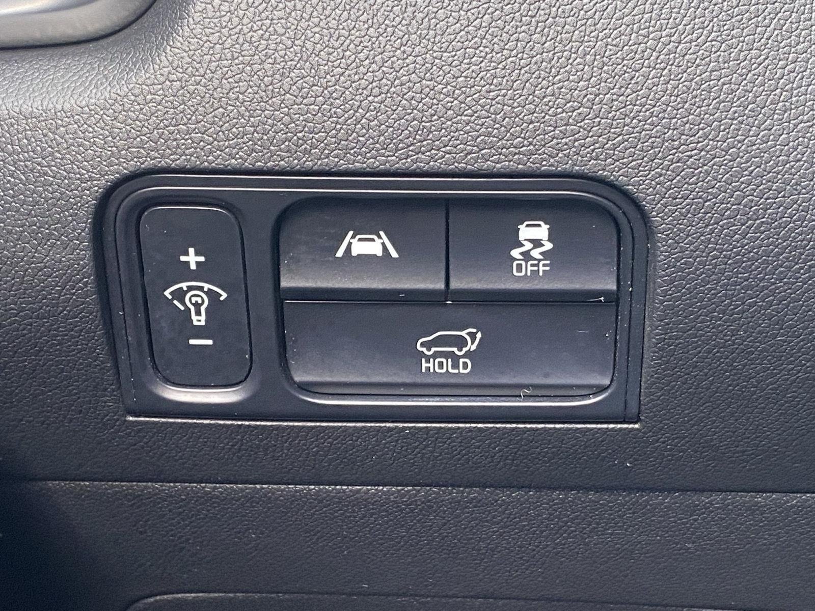 Used 2023 Kia Sorento SX AWD/4WD image 17