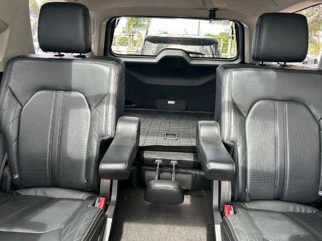 Certified 2019 Ford Expedition Platinum RWD image 13