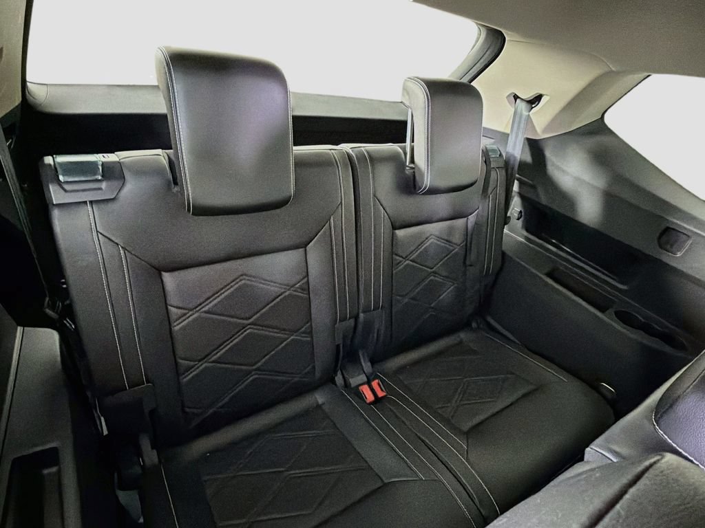 Used 2024 Volkswagen Atlas SE w/ Panoramic Sunroof Package FWD image 33