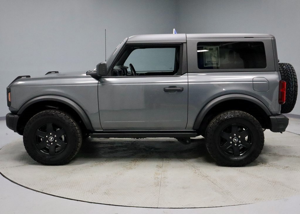 Certified 2024 Ford Bronco Black Diamond image 2