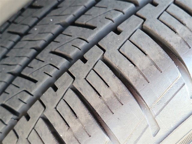 Certified 2020 Ford Explorer XLT w/ Equipment Group 202A image 29