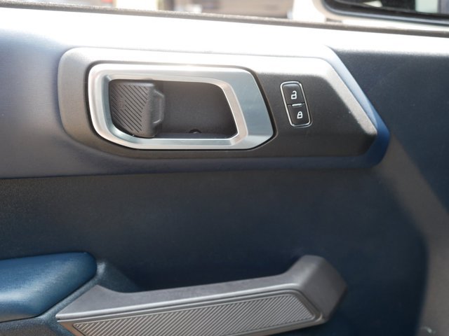 Certified 2023 Ford Bronco Outer Banks AWD/4WD image 16