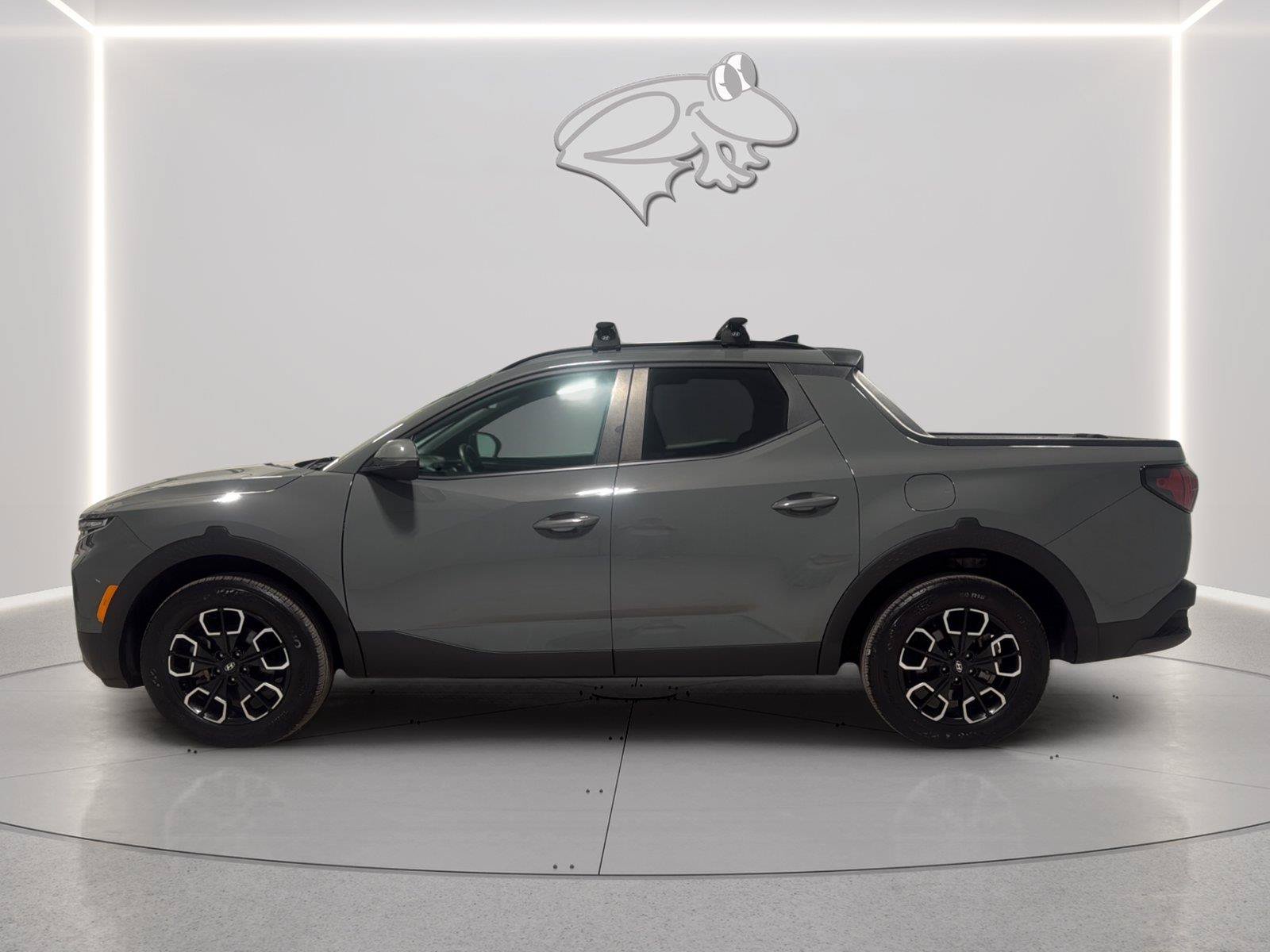 Used 2023 Hyundai Santa Cruz SEL Premium AWD/4WD image 2