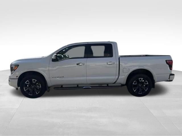 Used 2023 Nissan Titan Platinum Reserve w/ Moonroof Package AWD/4WD image 6