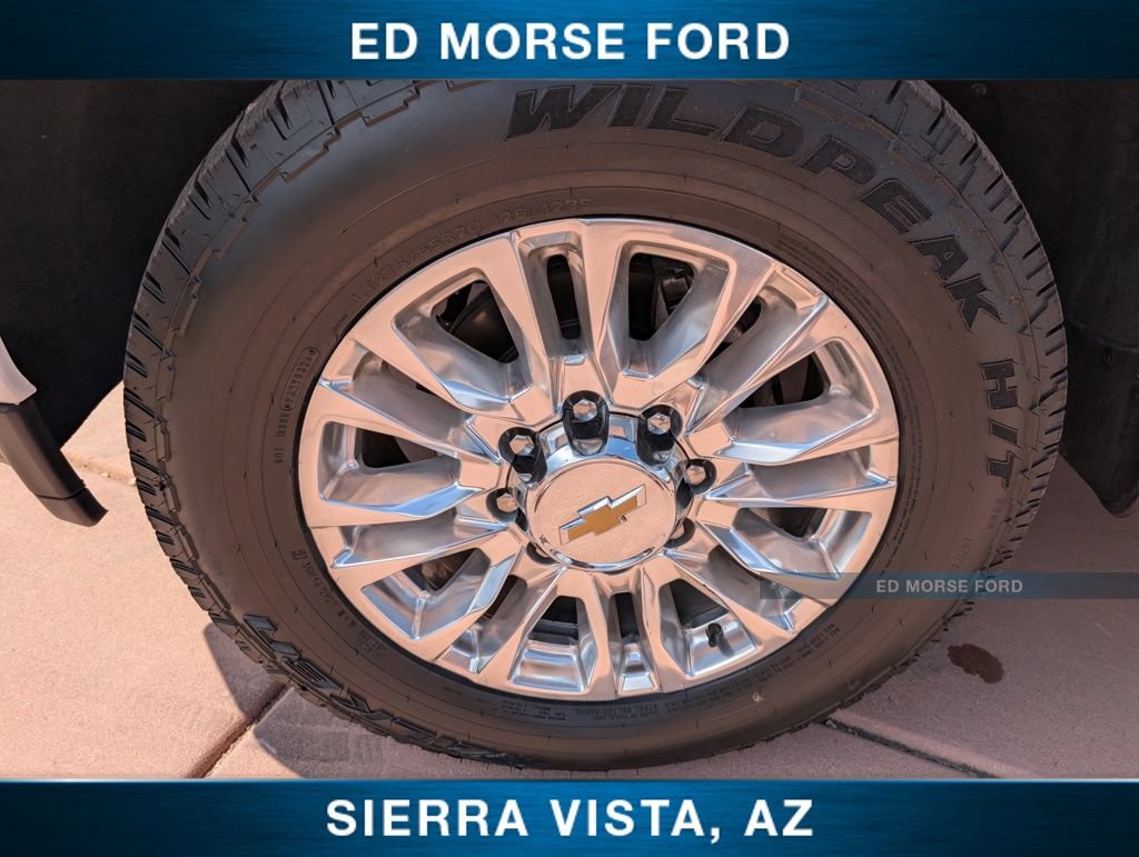 Used 2022 Chevrolet Silverado 2500 High Country w/ Technology Package AWD/4WD image 24