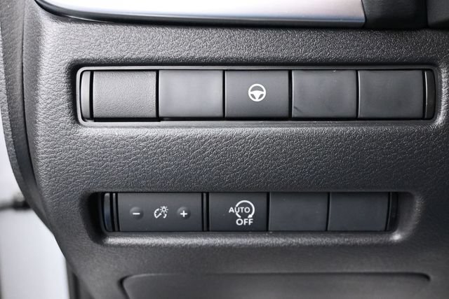 Used 2023 Nissan Rogue SV FWD image 24