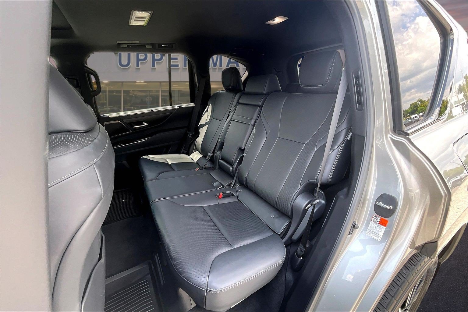 Used 2024 Lexus LX 600 4WD w/ Appearance Package image 26