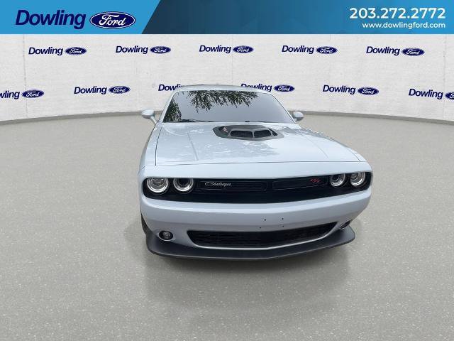 Used 2022 Dodge Challenger R/T Scat Pack w/ Shaker Package RWD image 4