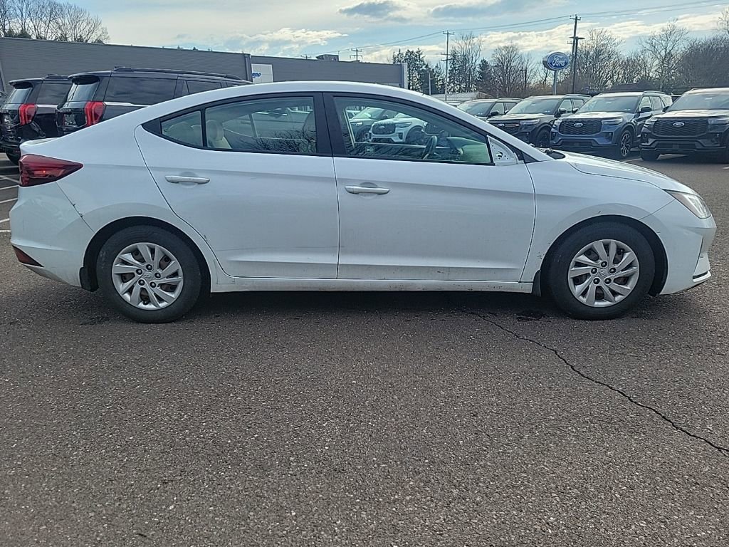Used 2020 Hyundai Elantra SE w/ Convenience Package (C2) image 7