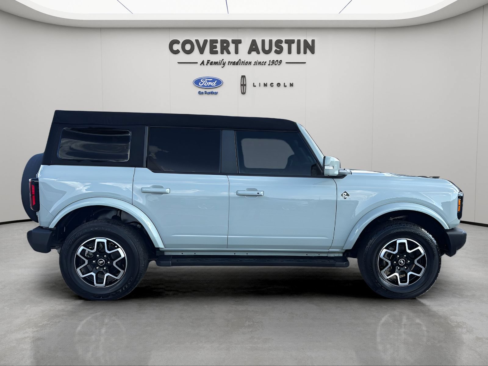Certified 2023 Ford Bronco Outer Banks AWD/4WD image 6