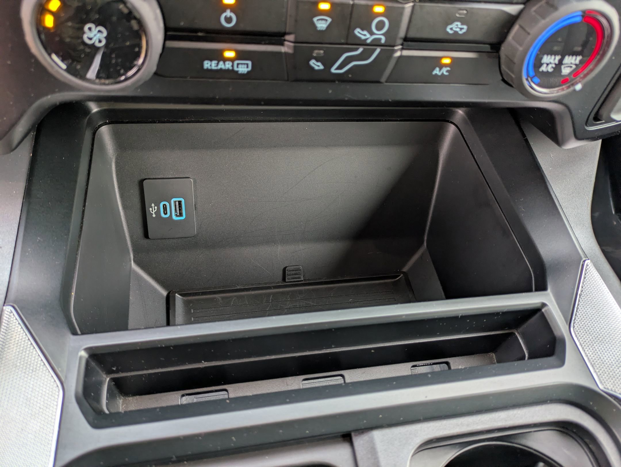 Certified 2025 Ford F450 XLT w/ 360-Degree Camera Package image 23