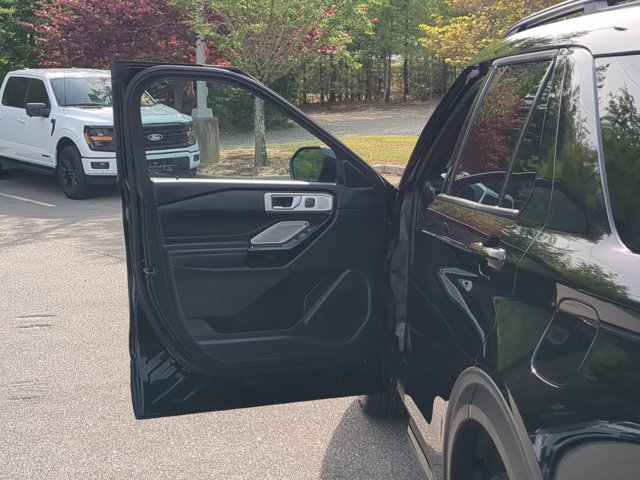 Certified 2024 Ford Explorer ST w/ Equipment Group 401A AWD/4WD image 13