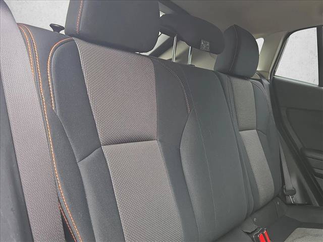 Used 2020 Subaru Crosstrek 2.0i Premium w/ Moonroof Package 2 AWD/4WD image 19
